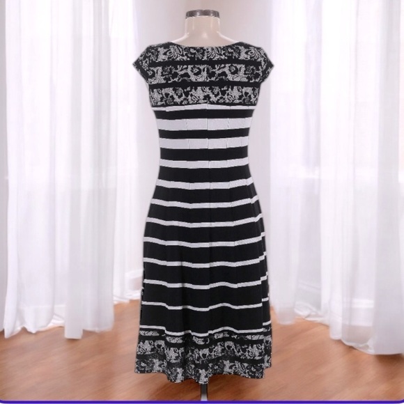 Robbie Bee Black and White Striped Dress | SIZE PM - Picture 2 of 6